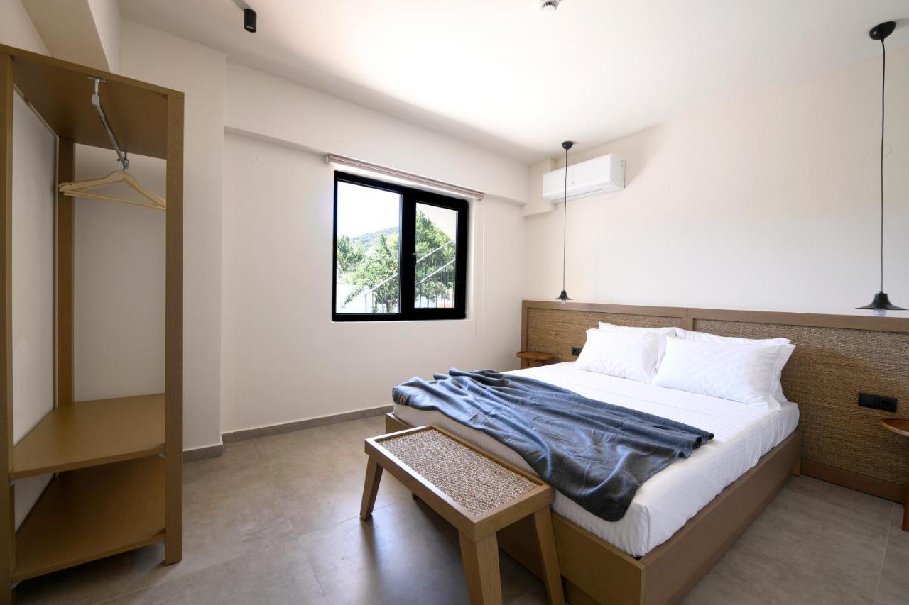 Hotel Elies Aesthetic Living Nea Iraklitsa Esterno foto
