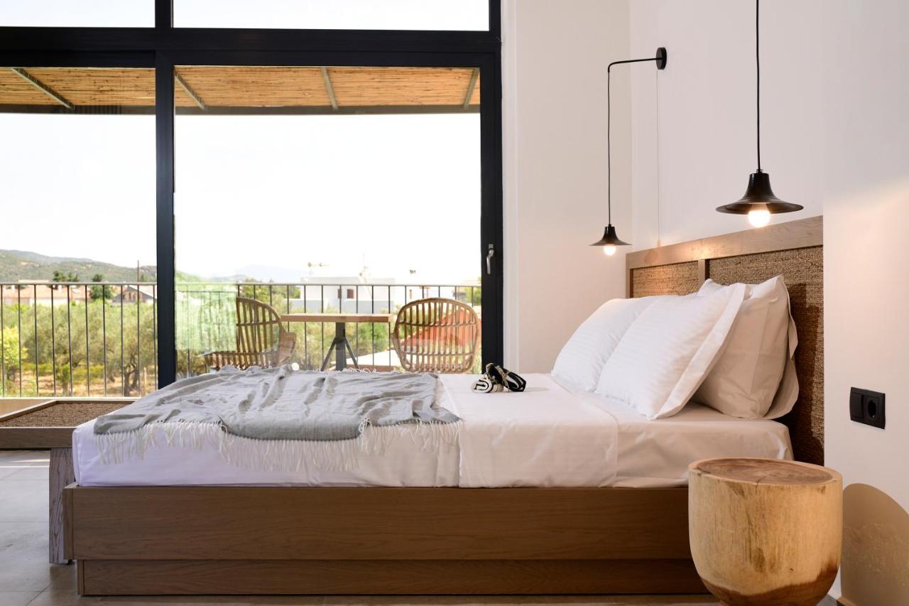 Hotel Elies Aesthetic Living Nea Iraklitsa Esterno foto